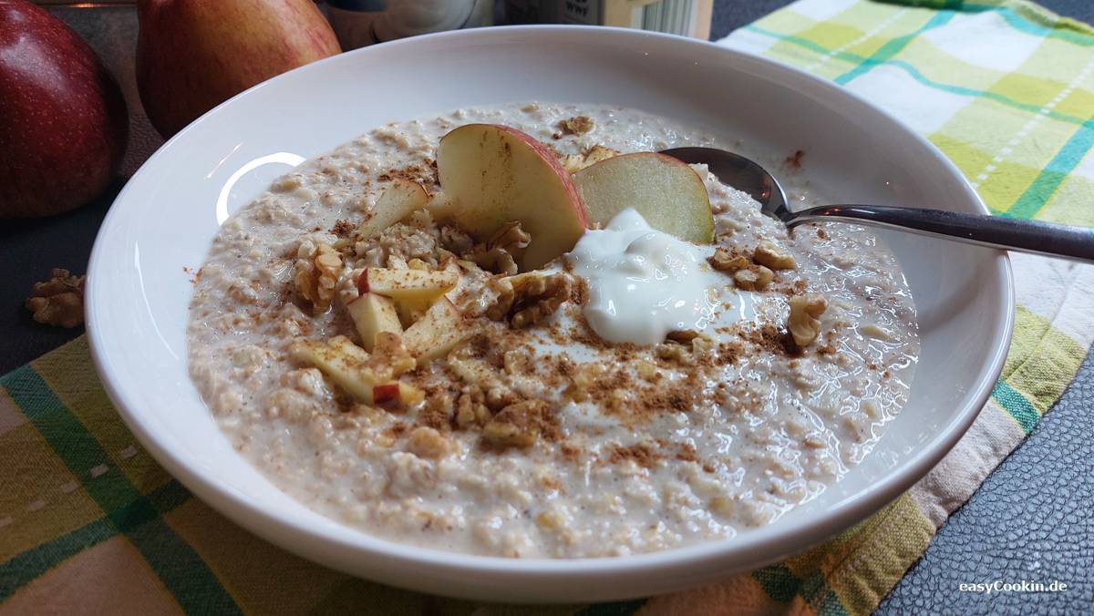 Apfel_Nuss_Porridge.jpg