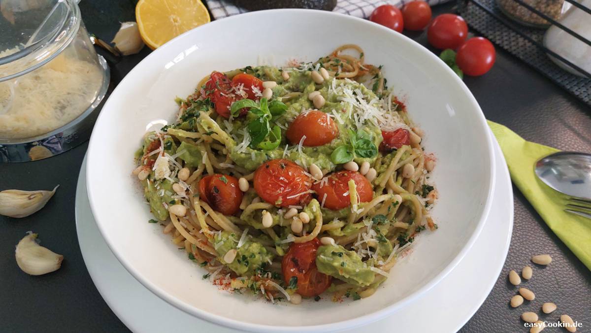 Startbild Avocado_Tomaten_Spaghetti.jpg