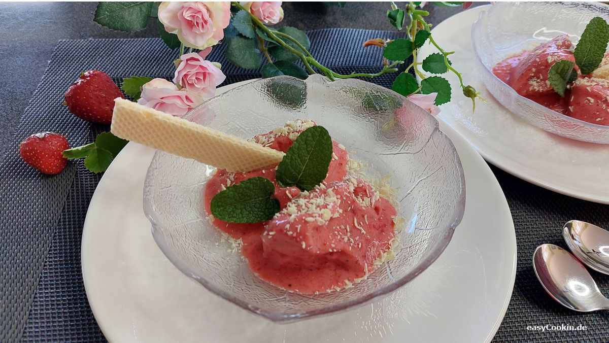 Erdbeer_Eis.jpg