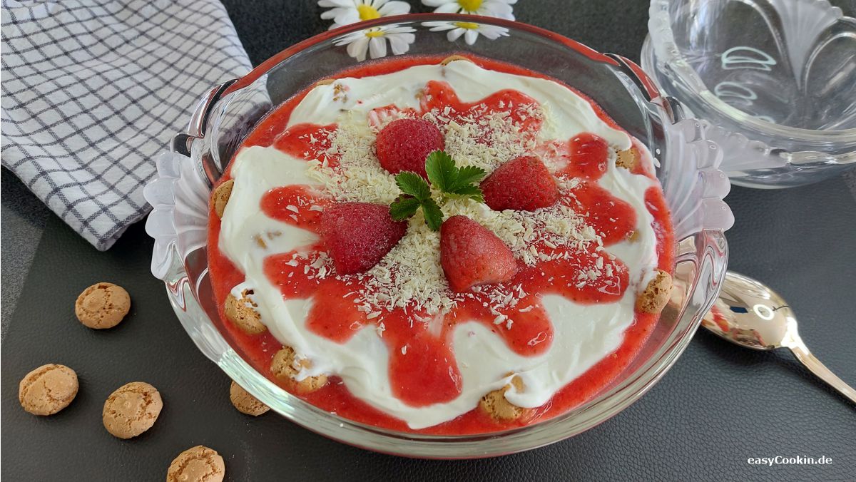 Erdbeer_Schichtdessert.jpg