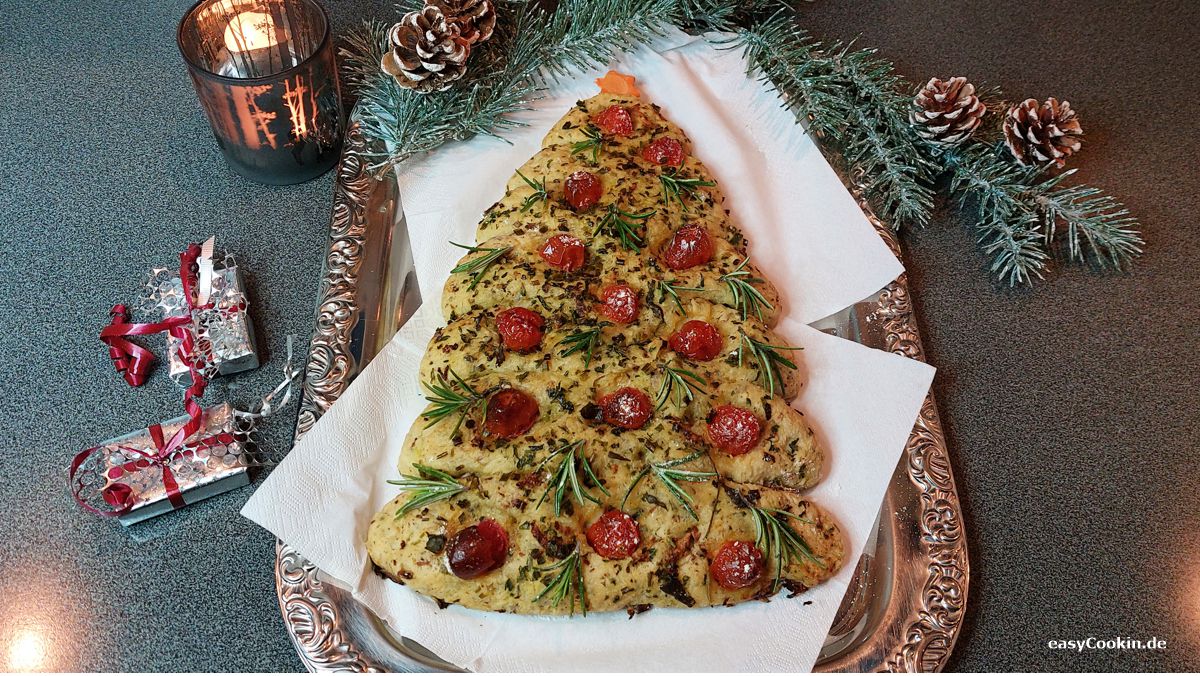 Focaccia_Christbaum.jpg