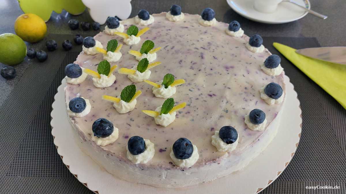 Heidelbeer_Quarktorte.jpg