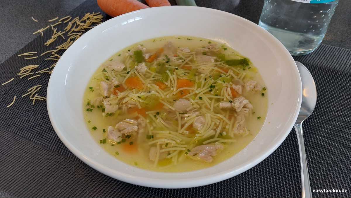 Huehnersuppe.jpg