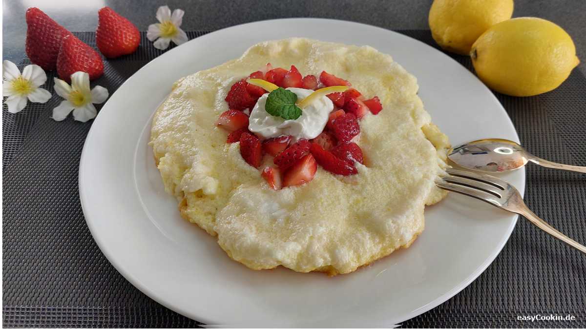 Schaumomelett_mit_Erdbeeren.jpg