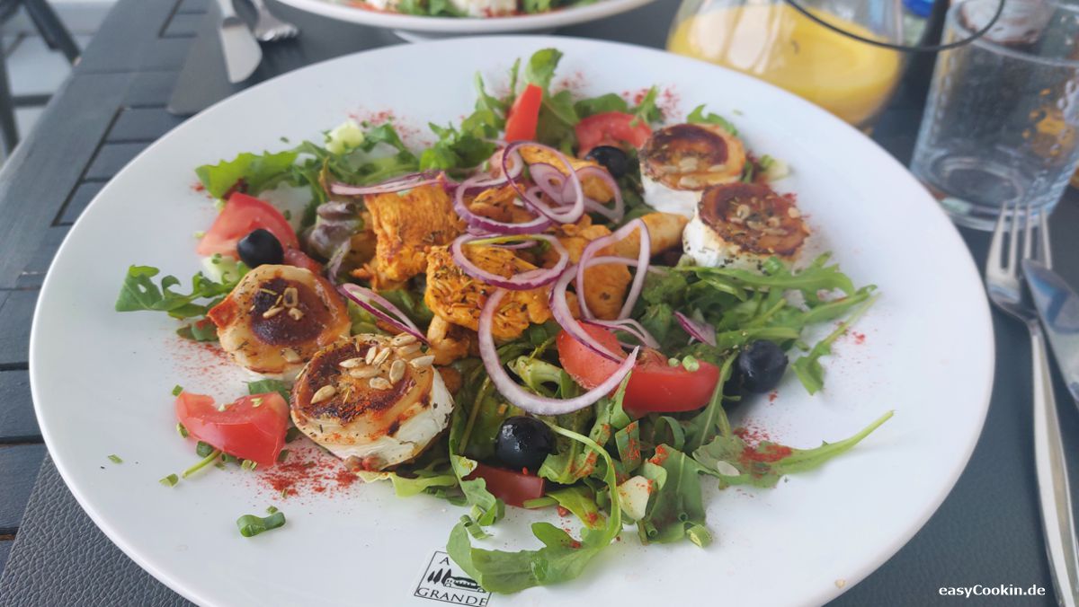Sommersalat_mediterran.jpg