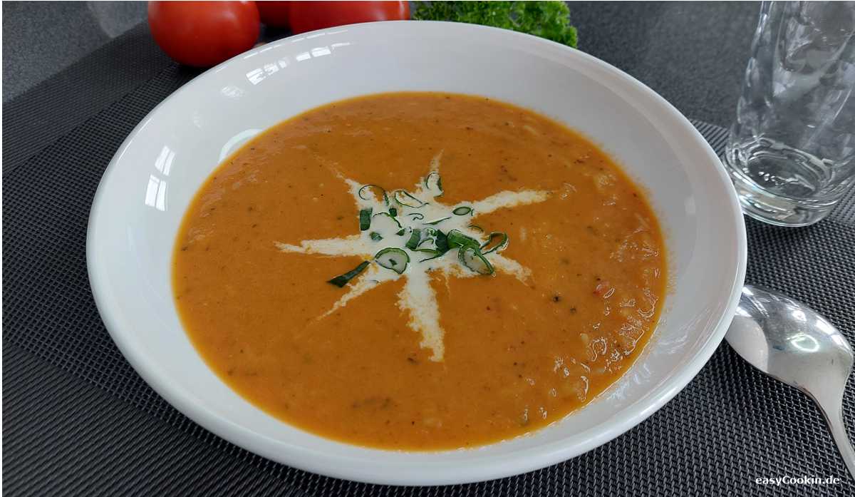 Tomatensuppe_mit_Reis.jpg