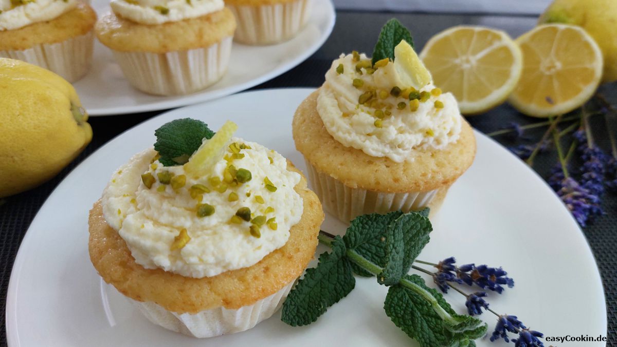 Zitronen_Cupcakes.jpg