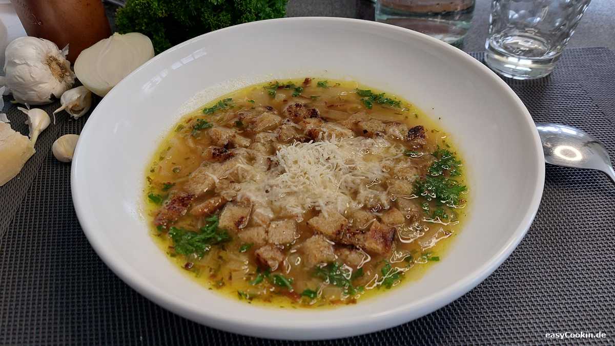 Zwiebelsuppe.jpg